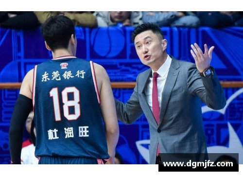 DB真人易建联正式宣布回归CBA，将代表广东宏远出战新赛季 - 副本